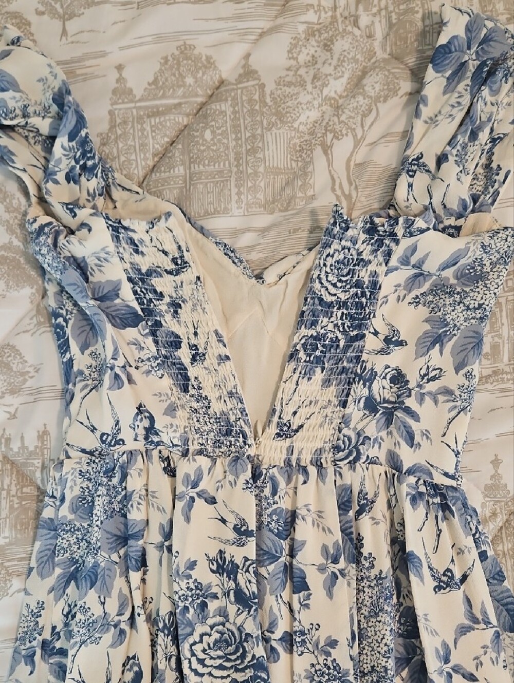 Reformation Blue and White Floral Off-Shoulder Sweetheart Midi Dress - Picture 4 of 4